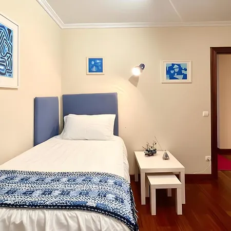 Holibai, Chulina, Vacaciones Familiares En Baiona, Espacio, Piscina Y Playa A Un Paseo